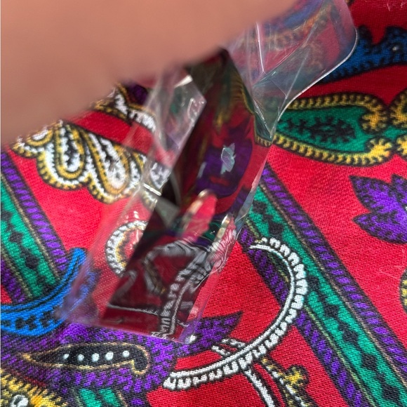 Elegant Pink Stud Earrings - Picture 2 of 2